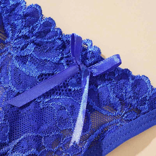 Lace Low-Rise Comfort Thong